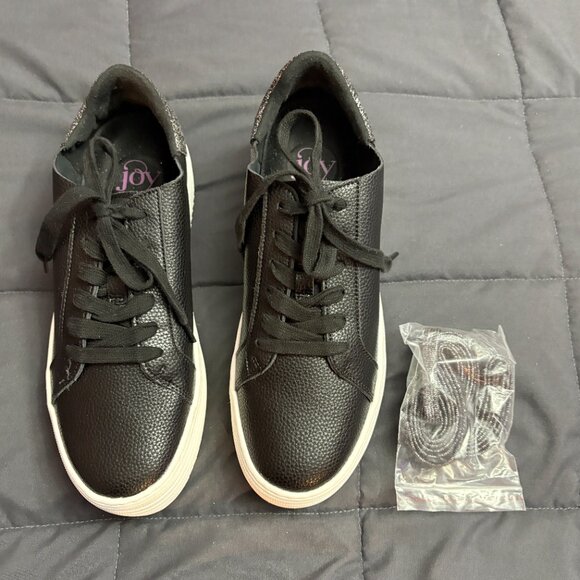 Joy Performance Comfort Leather Sneakers with Orthotic Insole - Size: 7.5 - NIB - Picture 2 of 13